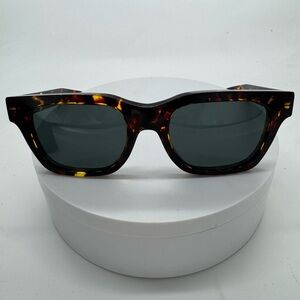 Versace Tortoiseshell Cat Eye Sunglasses VE4486 52mm w/ Case